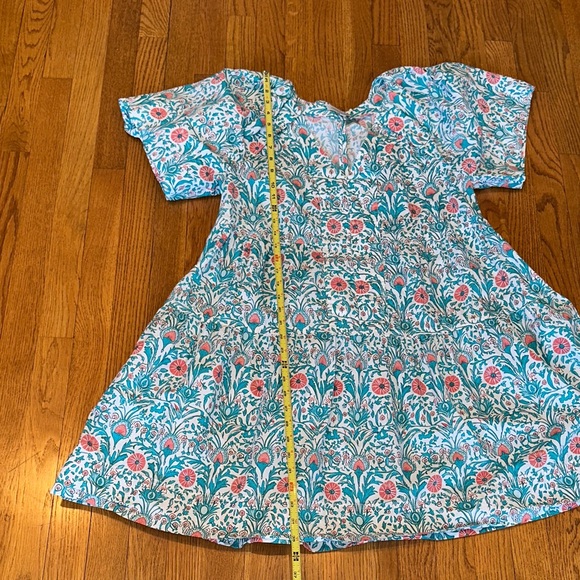 Crown & Ivy Floral V-Neck Mini Dress in Teal Blue and Pink size Medium 🌸 - Picture 10 of 11
